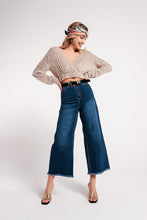 Load image into Gallery viewer, Fray Hem Cropped Jeans in Blue