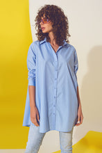 Load image into Gallery viewer, Oversized Shirt in Light Blue