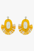 Load image into Gallery viewer, Maxi Dropped Raffia Earrings With Yellow and White Tassels