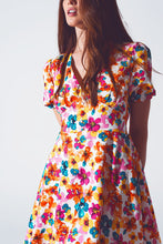 Load image into Gallery viewer, Short Dress With Cinched Waist in Multicolor Floral Print