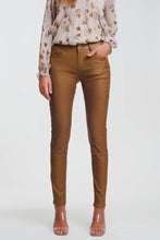 Load image into Gallery viewer, Coated Skinny Pants in Camel