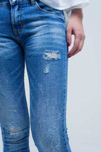 Load image into Gallery viewer, Skinny Jeans in Medium Wash With Rips