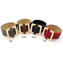 Load image into Gallery viewer, Square Lock Bracelet -Coffee